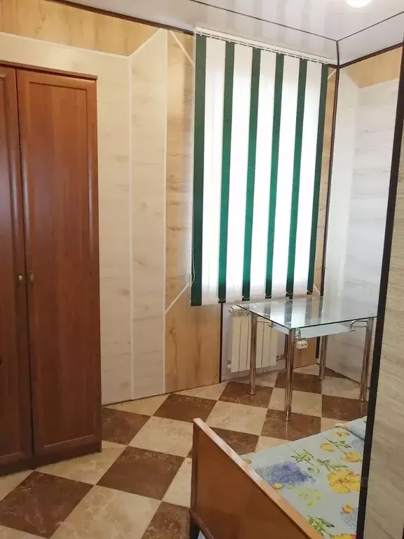 Комната Иркутская область, Иркутск Улан-Баторская ул., 5 - Фото 1