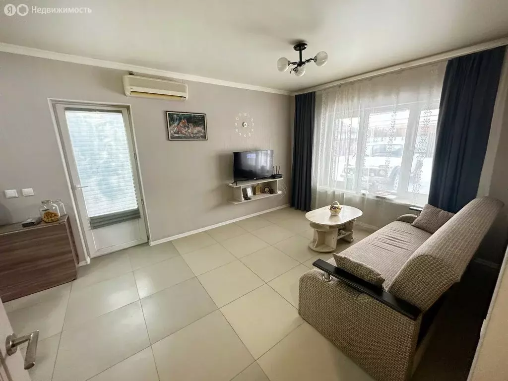 Дом в Аксай, улица Виктора Бубнова, 16 (60 м) - Фото 1