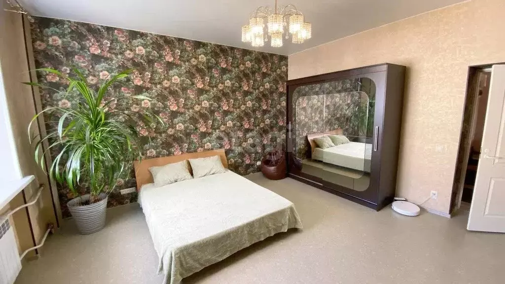 Квартира, 3 комнаты, 91.8 м - Фото 1