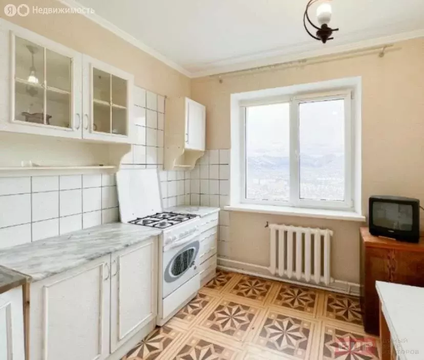 2-комнатная квартира: Новороссийск, Краснознамённый переулок, 6 (52 м) - Фото 2