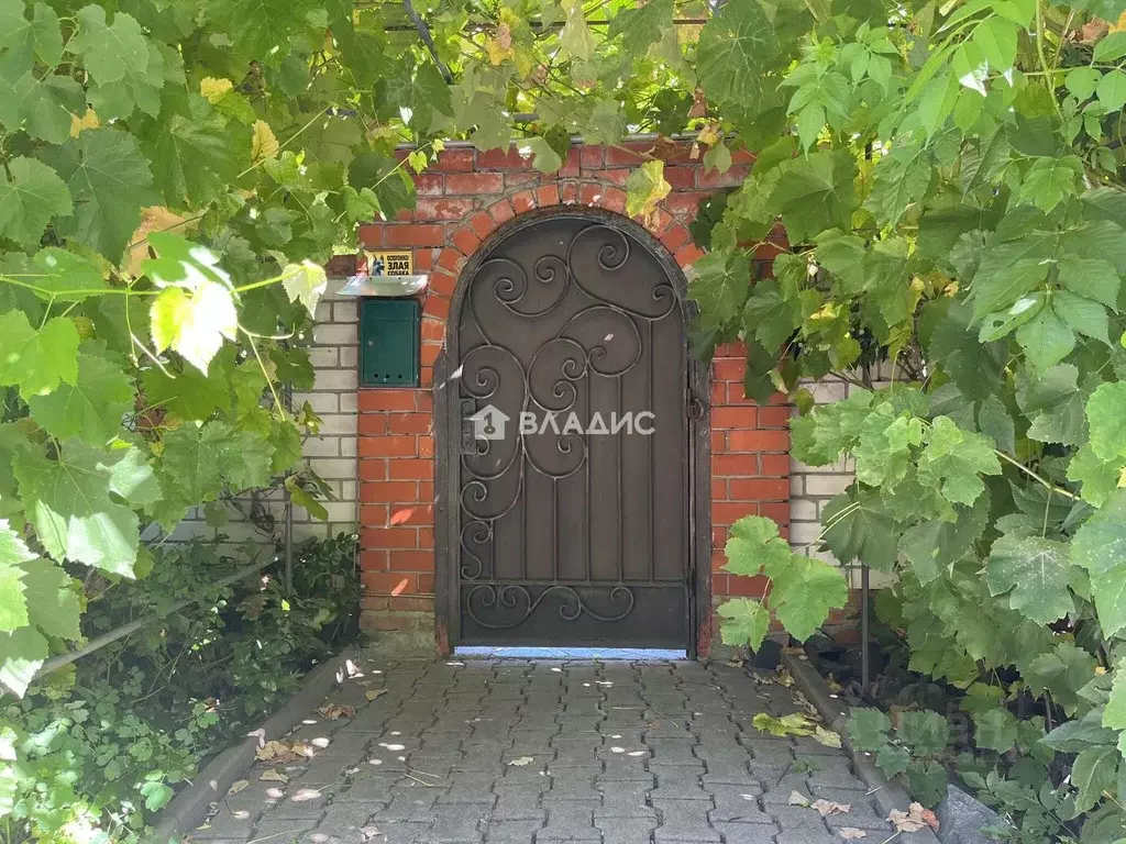 Дом в Белгородская область, Белгород Шагаровский туп., 5 (170 м) - Фото 1