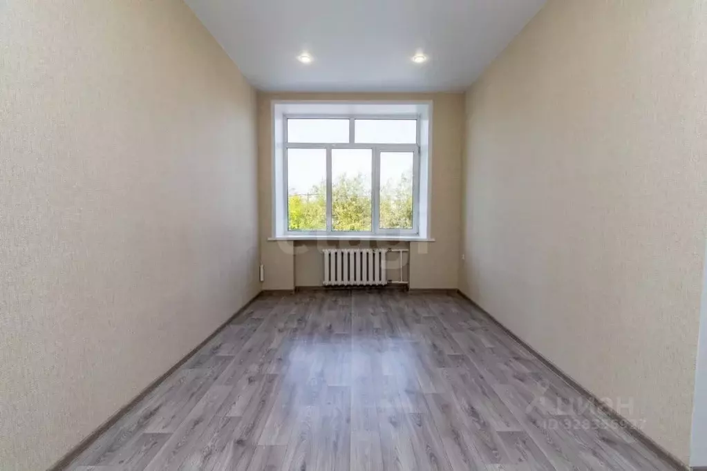 Офис в Омская область, Омск ул. 10 лет Октября, 203В (61 м) - Фото 1