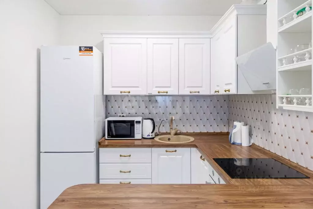 1-к кв. Тюменская область, Тюмень ул. Первооткрывателей, 14 (36.7 м) - Фото 1