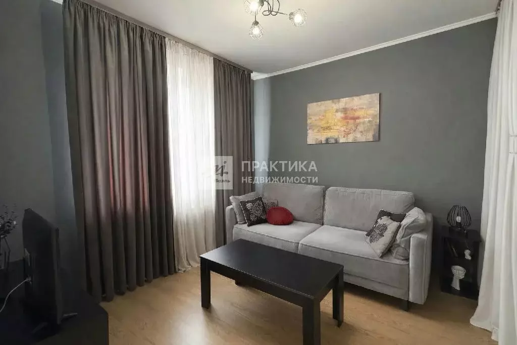 Продается 1-комнатная квартира - Фото 1