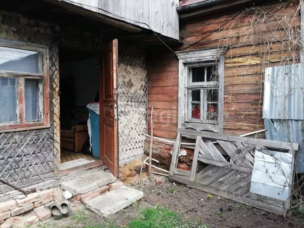Дом в Тамбовская область, Мичуринск Коммунистическая ул. (36 м) - Фото 1
