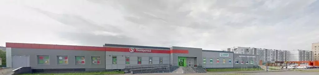 Торговая площадь в Ленинградская область, Сланцы ул. Ленина, 32 (1352 ... - Фото 1