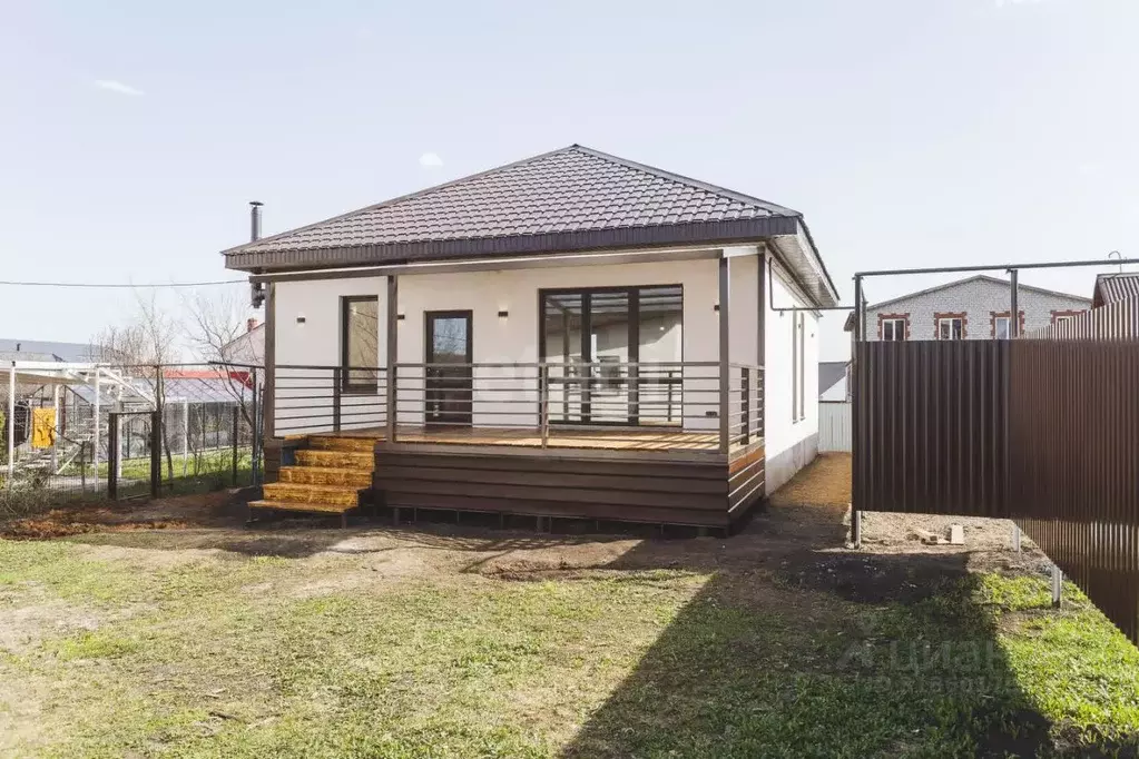 Дом в Башкортостан, Уфимский район, Михайловский сельсовет, д. Суровка ... - Фото 1