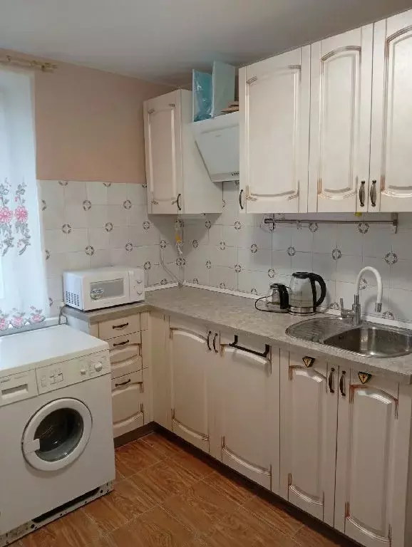 Продается 3-комнатная квартира - Фото 1