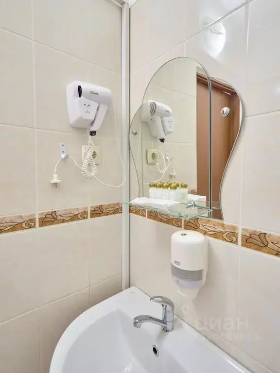 Комната Ставропольский край, Кисловодск ул. Энгельса, 29 (28.0 м) - Фото 2