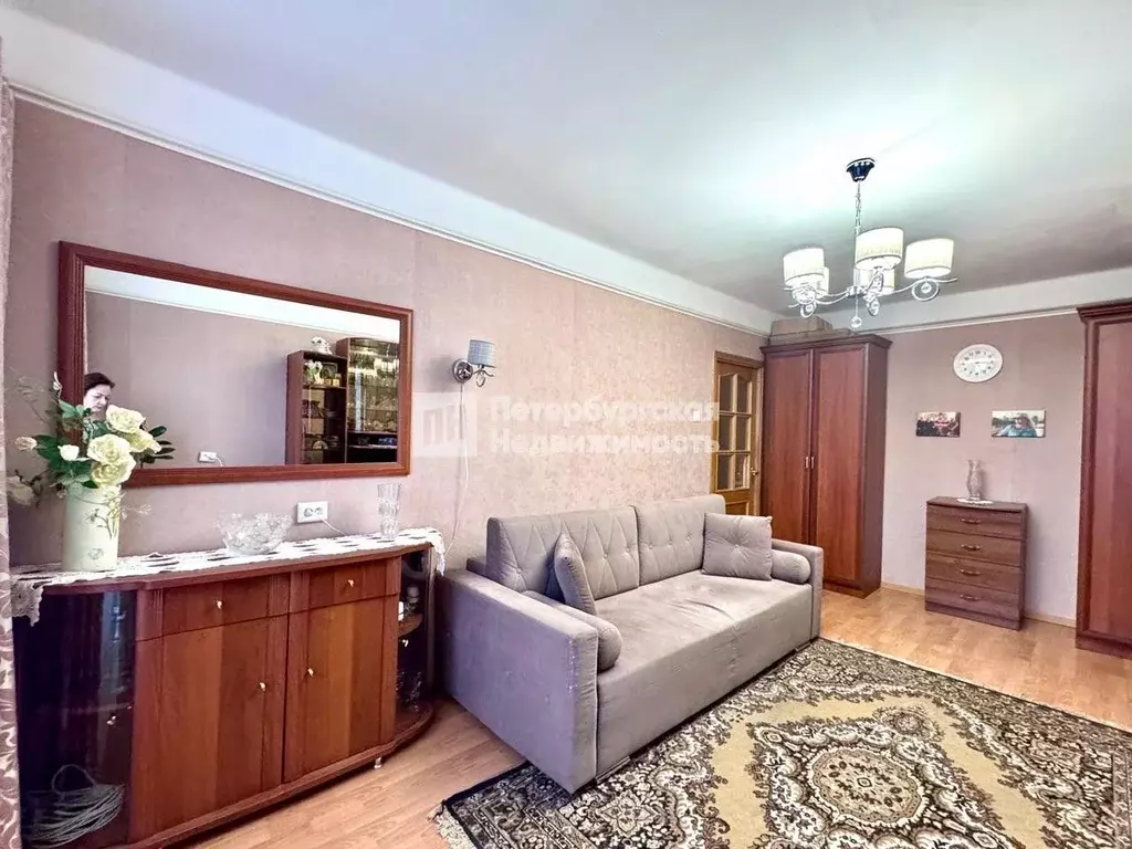 3-к кв. Санкт-Петербург Горелово тер., ул. Школьная, 43 (58.1 м) - Фото 1