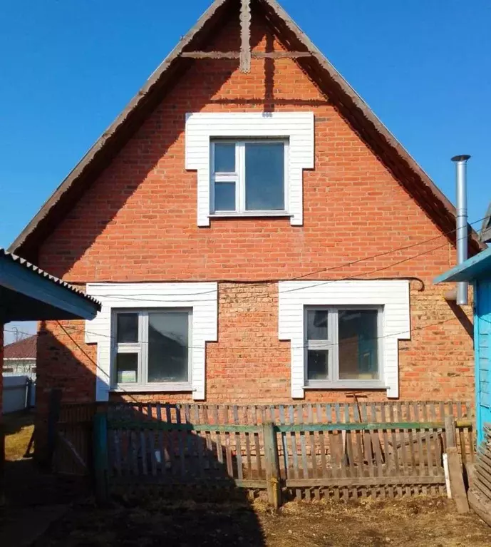 Дом в Омская область, Таврическое рп ул. Строительная, 20А (99 м) - Фото 1