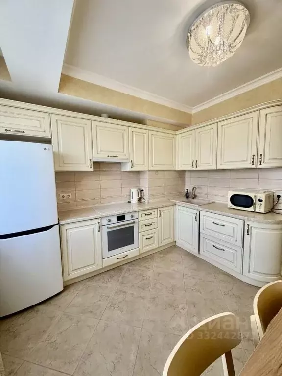 1-к кв. Крым, Симферополь ул. Караманова, 3 (41.1 м) - Фото 1