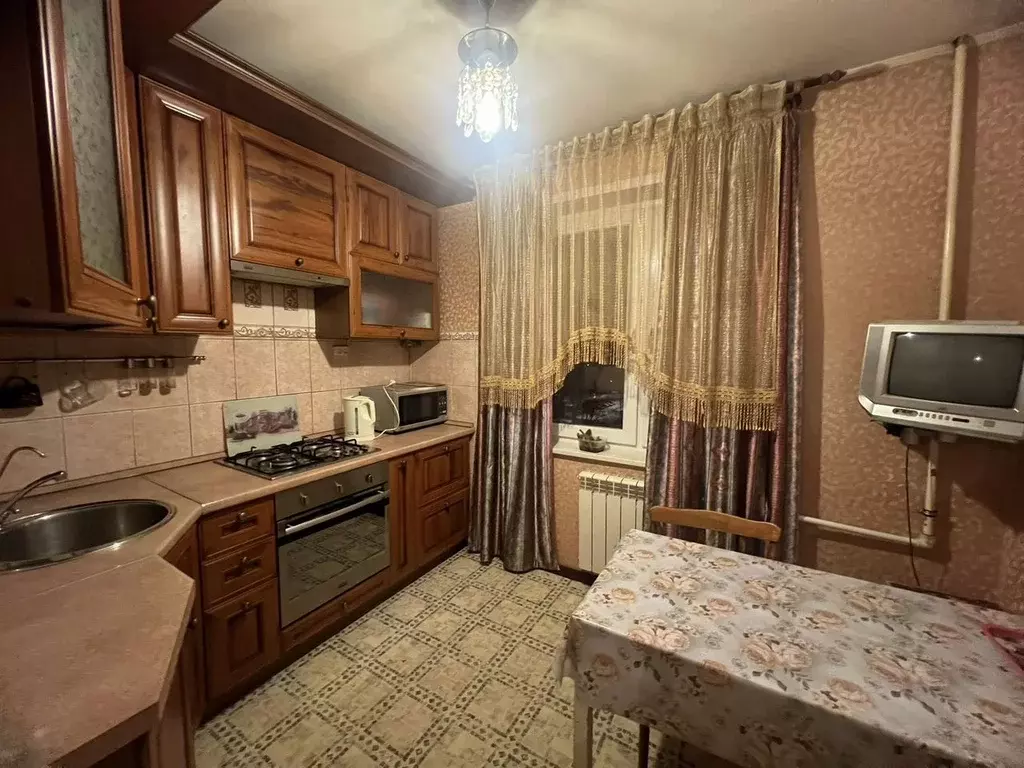 2-к кв. Московская область, Электросталь ул. Пушкина, 35 (50.0 м) - Фото 1