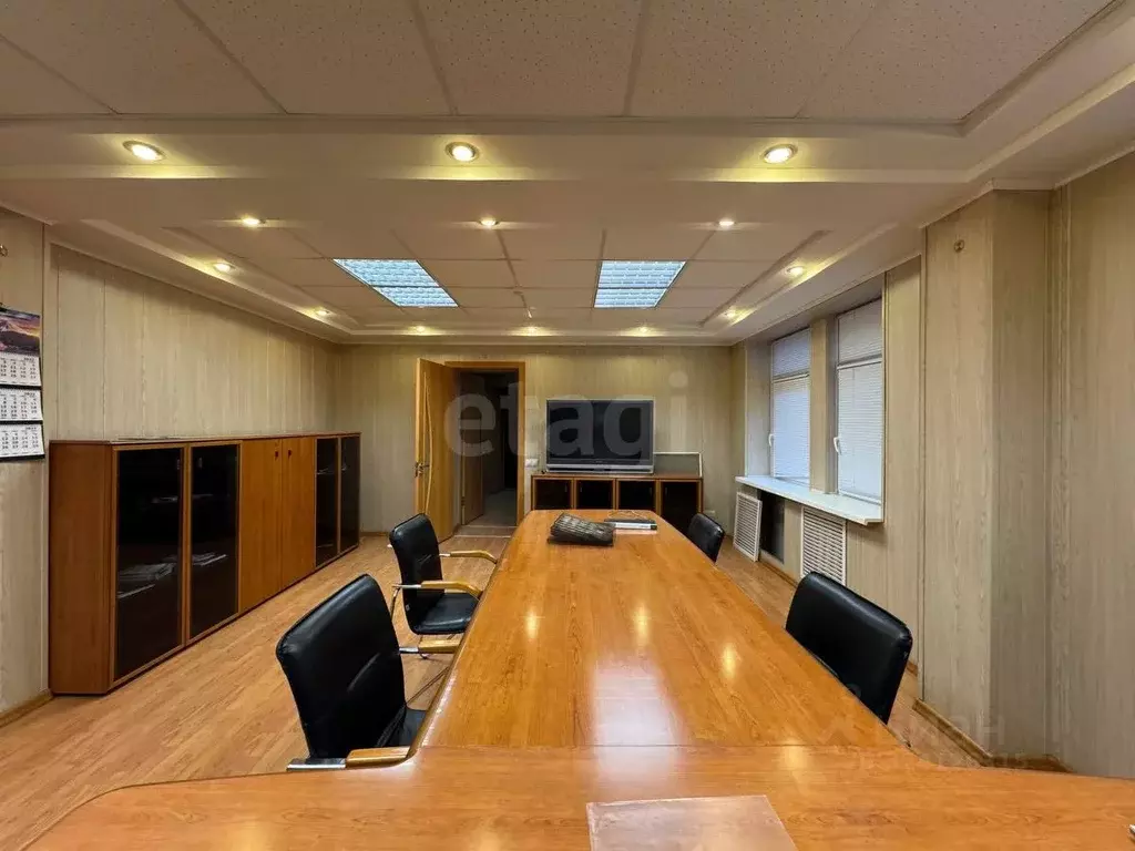 Офис в Оренбургская область, Оренбург Беляевская ул., 12 (752 м) - Фото 1