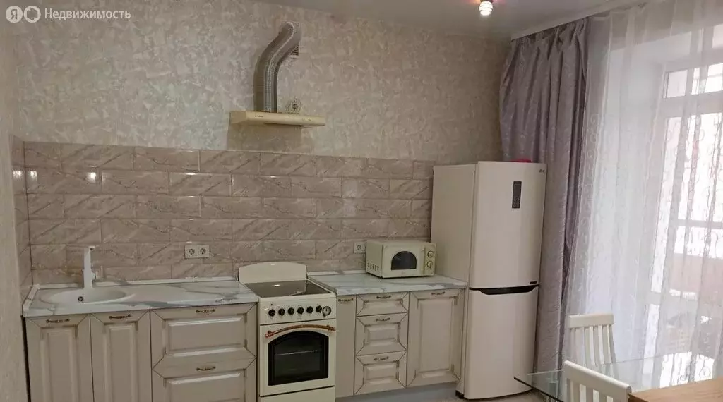 1-комнатная квартира: Омск, улица Красный Путь, 103к4 (40 м) - Фото 0