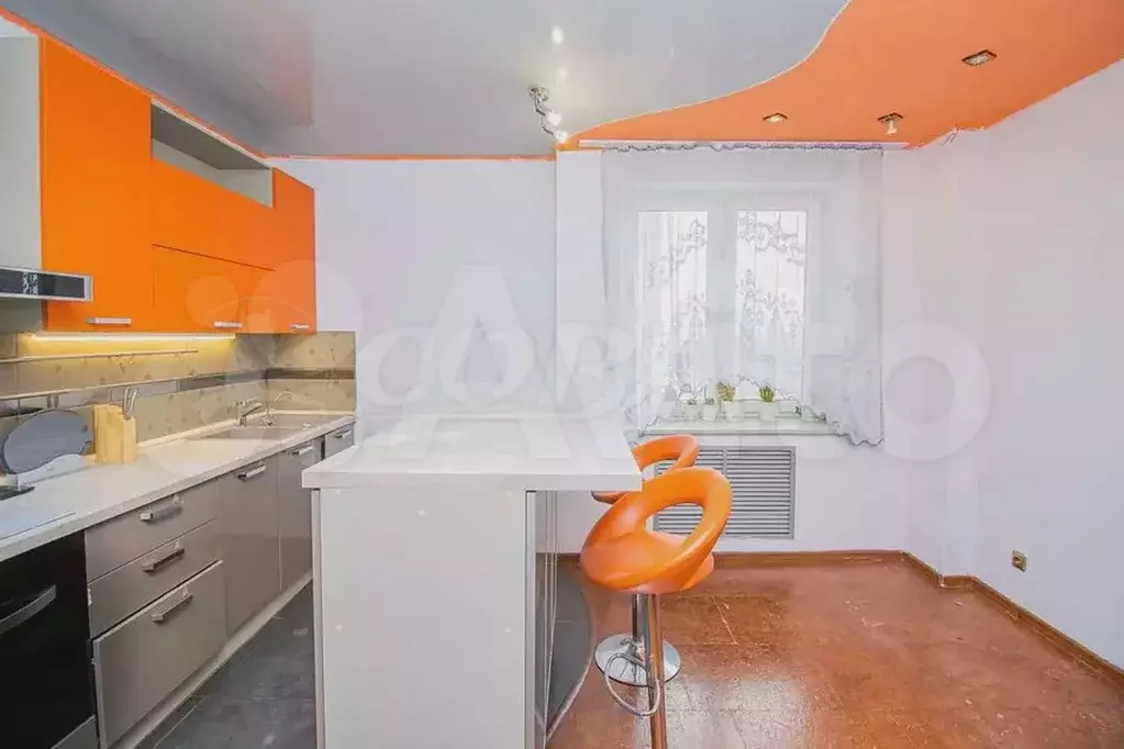 2-к. квартира, 100 м, 8/17 эт. - Фото 0