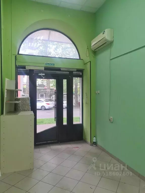 Помещение свободного назначения в Краснодарский край, Туапсе ул. Софьи ... - Фото 0