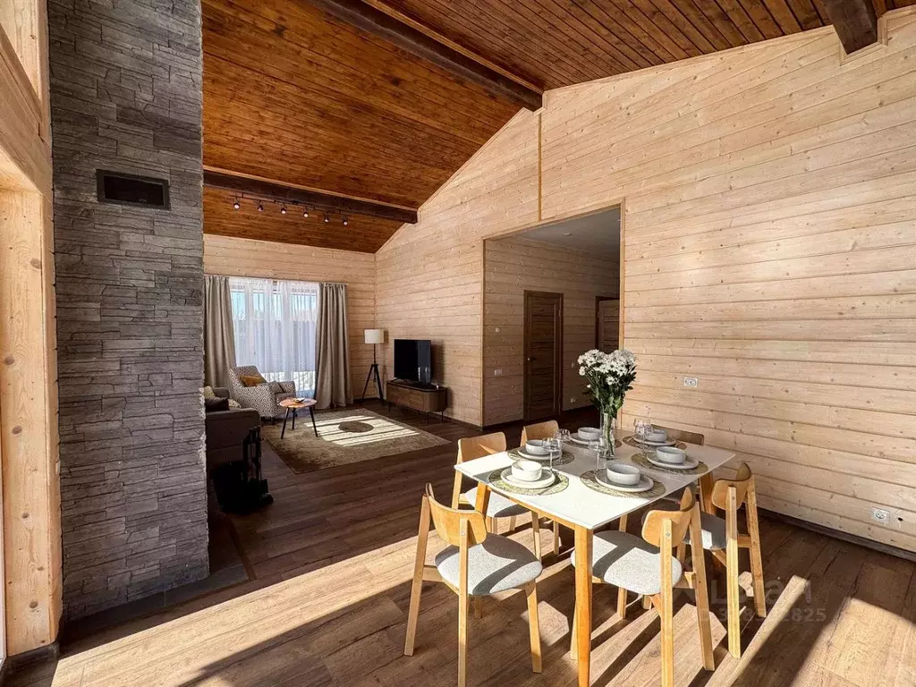 Дом в Ленинградская область, Всеволожский район, Бугровское городское ... - Фото 1