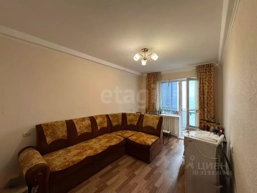 2-к кв. Приморский край, Владивосток ул. Кирова, 70 (48.2 м) - Фото 1