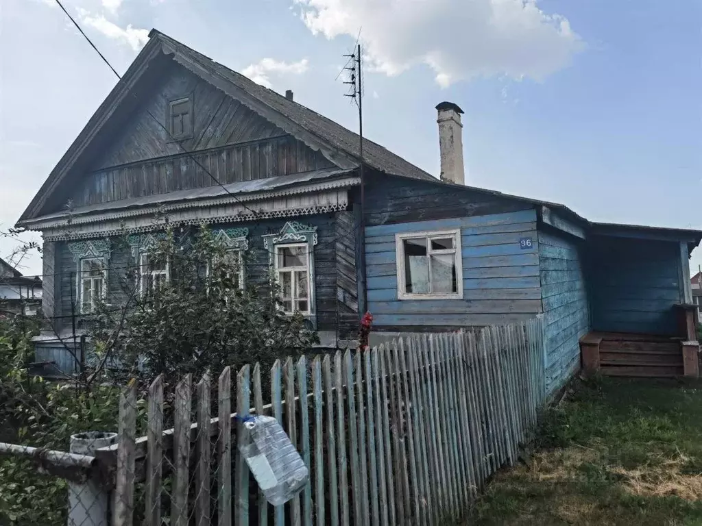 Дом в Самарская область, Ставропольский район, Узюково с/пос, с. ... - Фото 1