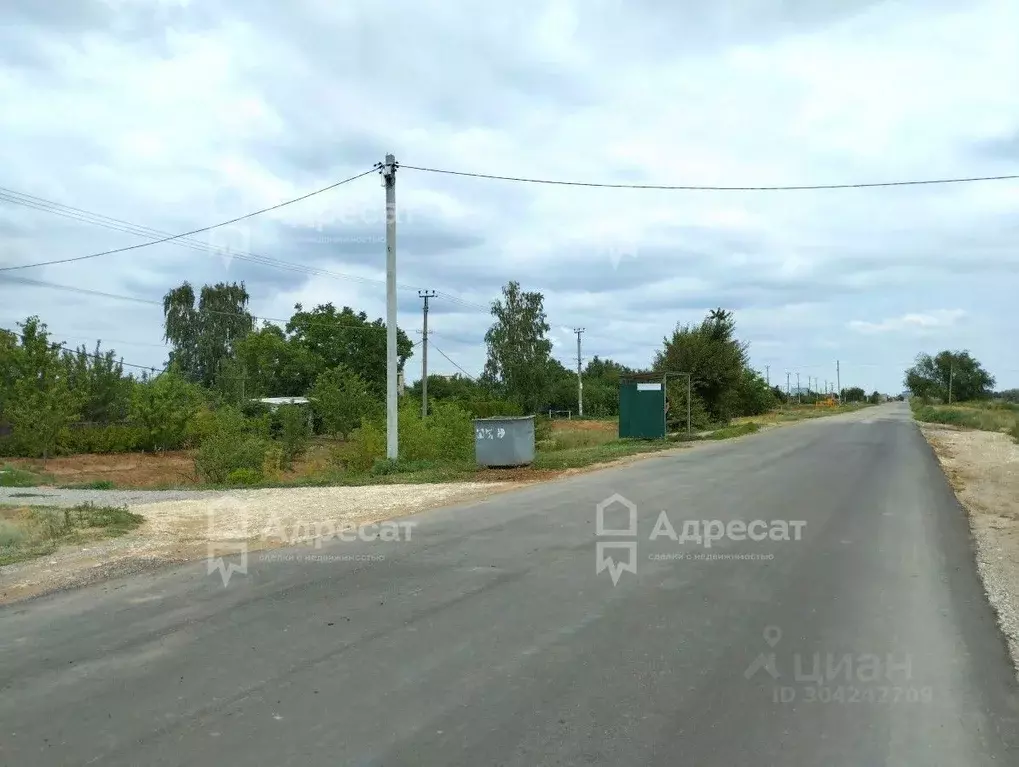 Участок в Волгоградская область, Волжский Лилия СНТ, ул. Персиковая ... - Фото 0