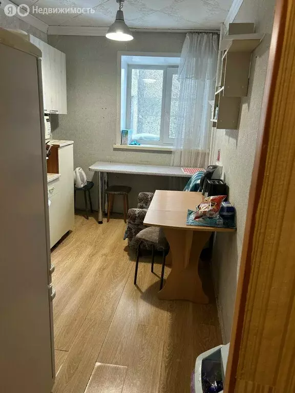 2-комнатная квартира: Ирбит, улица 50 лет Октября, 44 (50 м) - Фото 1