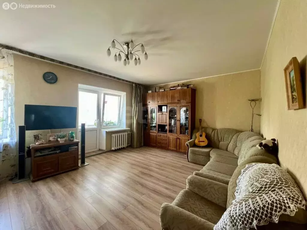 2-комнатная квартира: Ярославль, 1-я Шоссейная улица, 32 (68.9 м) - Фото 0