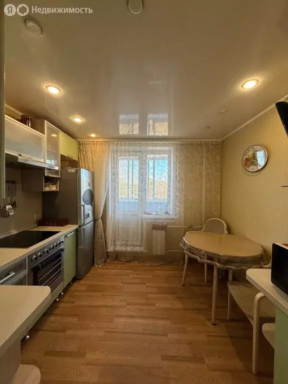 3-комнатная квартира: Братск, улица Муханова, 12 (64.4 м) - Фото 1