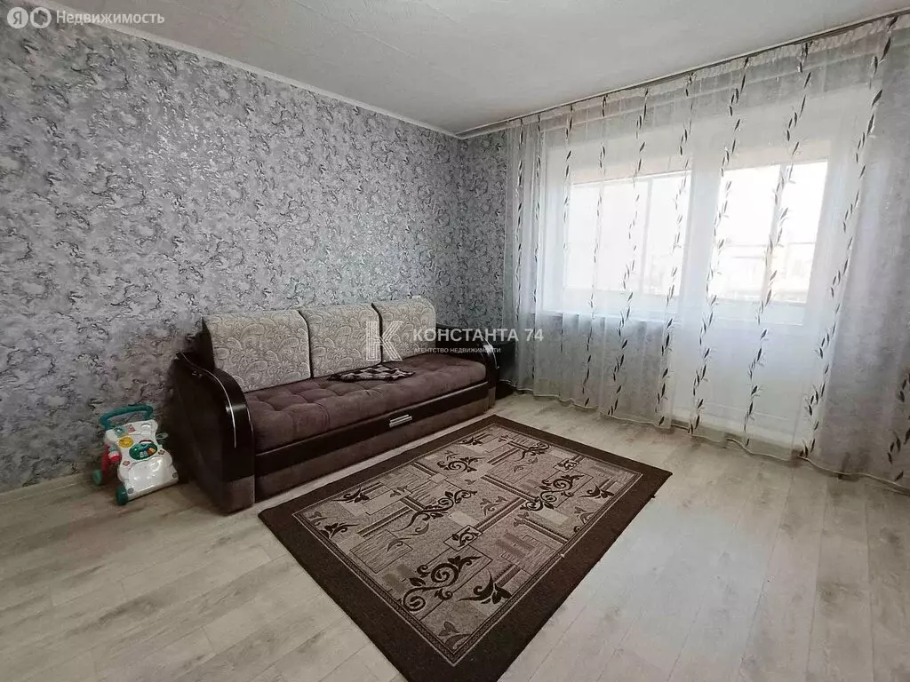 2-комнатная квартира: Чебаркуль, Электростальская улица, 7А (51.2 м) - Фото 1