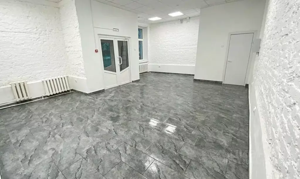 Помещение свободного назначения в Курганская область, Курган ул. ... - Фото 0