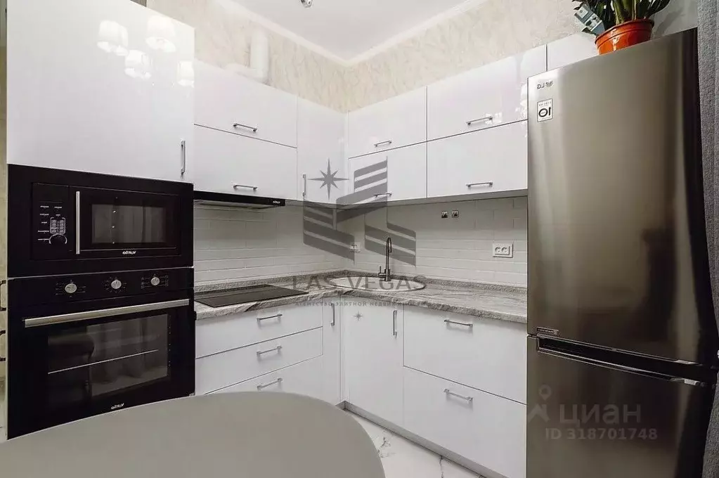 2-к кв. Татарстан, Казань ул. Достоевского, 2/1 (90.0 м) - Фото 0