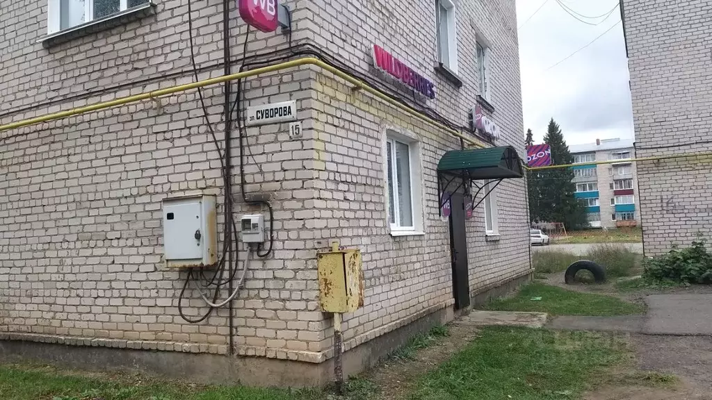 Торговая площадь в Удмуртия, Камбарка ул. Суворова, 15 (83 м) - Фото 2