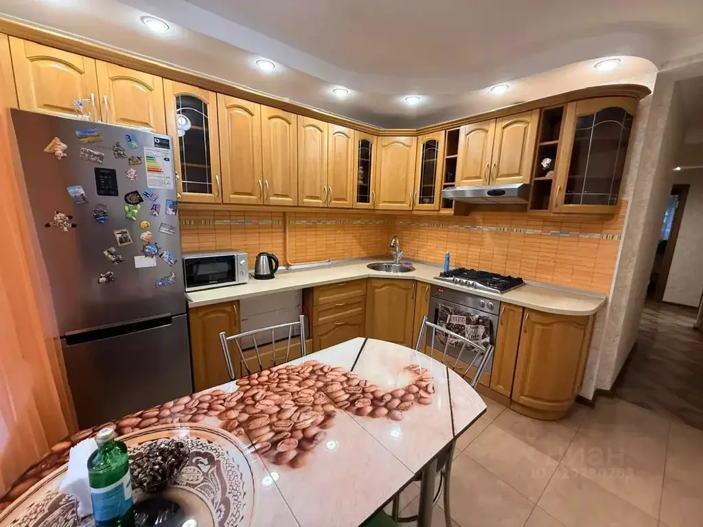 3-к кв. Ставропольский край, Кисловодск ул. Андрея Губина, 44 (72.0 м) - Фото 1