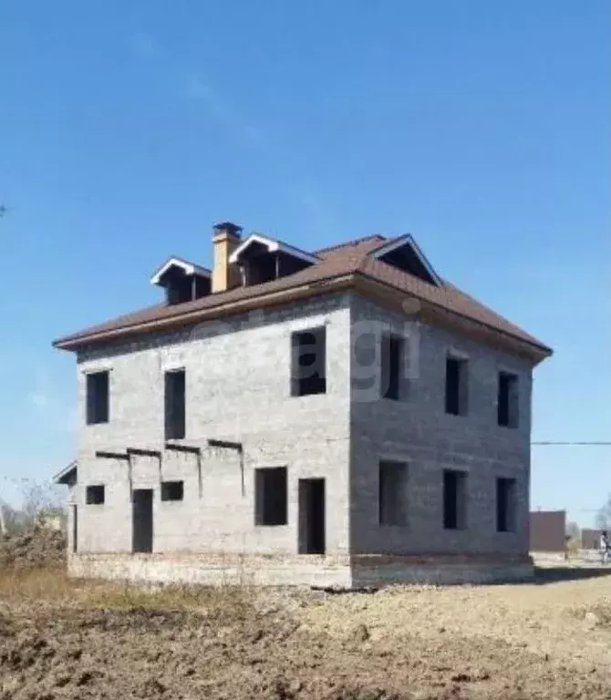 Дом в Приморский край, Артем Орбита мкр, 56С (250 м) - Фото 0