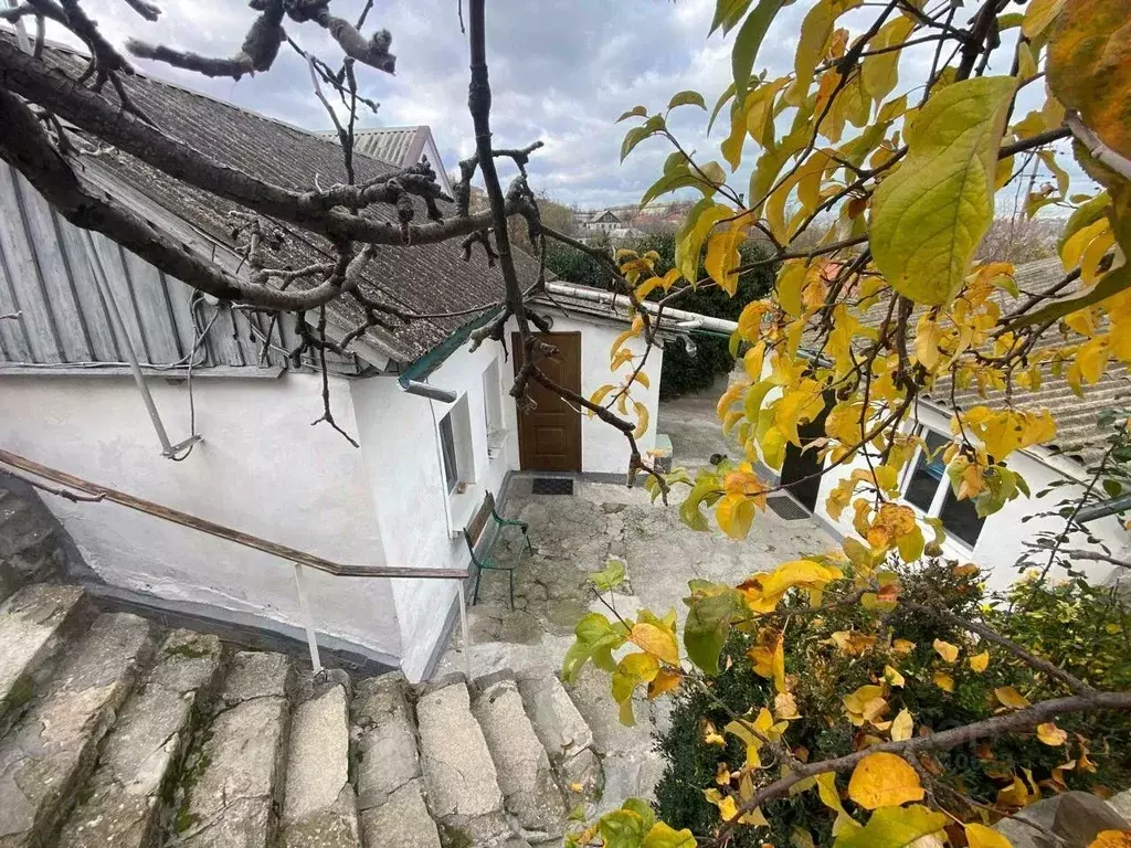 Дом в Севастополь ул. Железнодорожная, 10 (60 м) - Фото 1