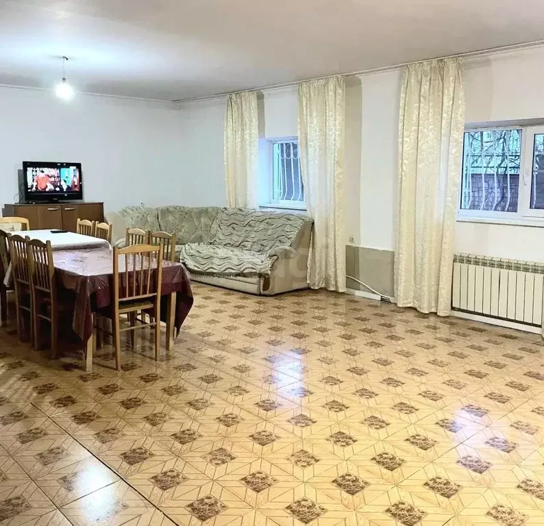 Дом в Ставропольский край, Ставрополь Пионерская ул., 20 (300 м) - Фото 1