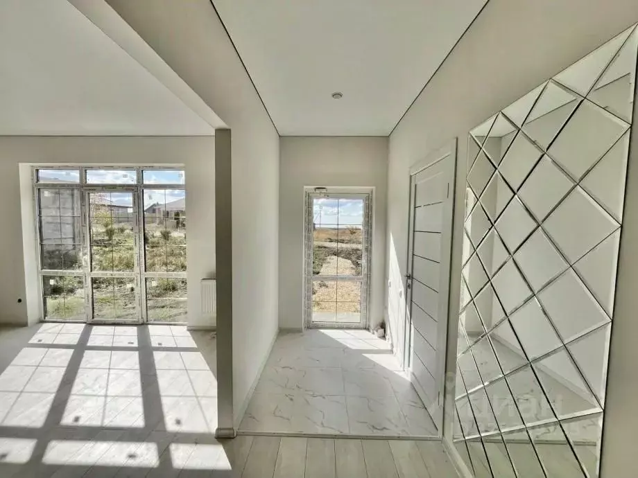 Дом в Крым, Симферополь ул. Амета Моллаева, 66 (120 м) - Фото 1