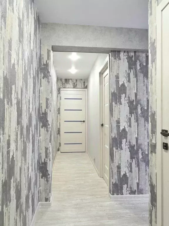 2-к кв. Красноярский край, Железногорск Молодежная ул., 15 (44.7 м) - Фото 1