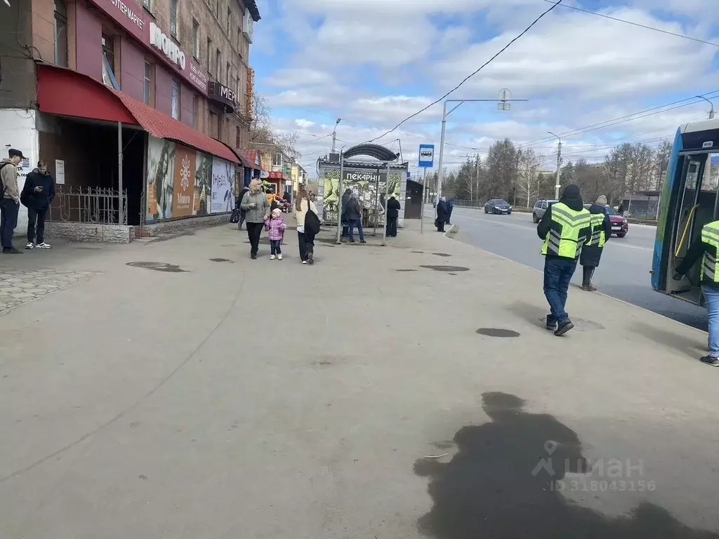 Помещение свободного назначения в Омская область, Омск ул. Богдана ... - Фото 1