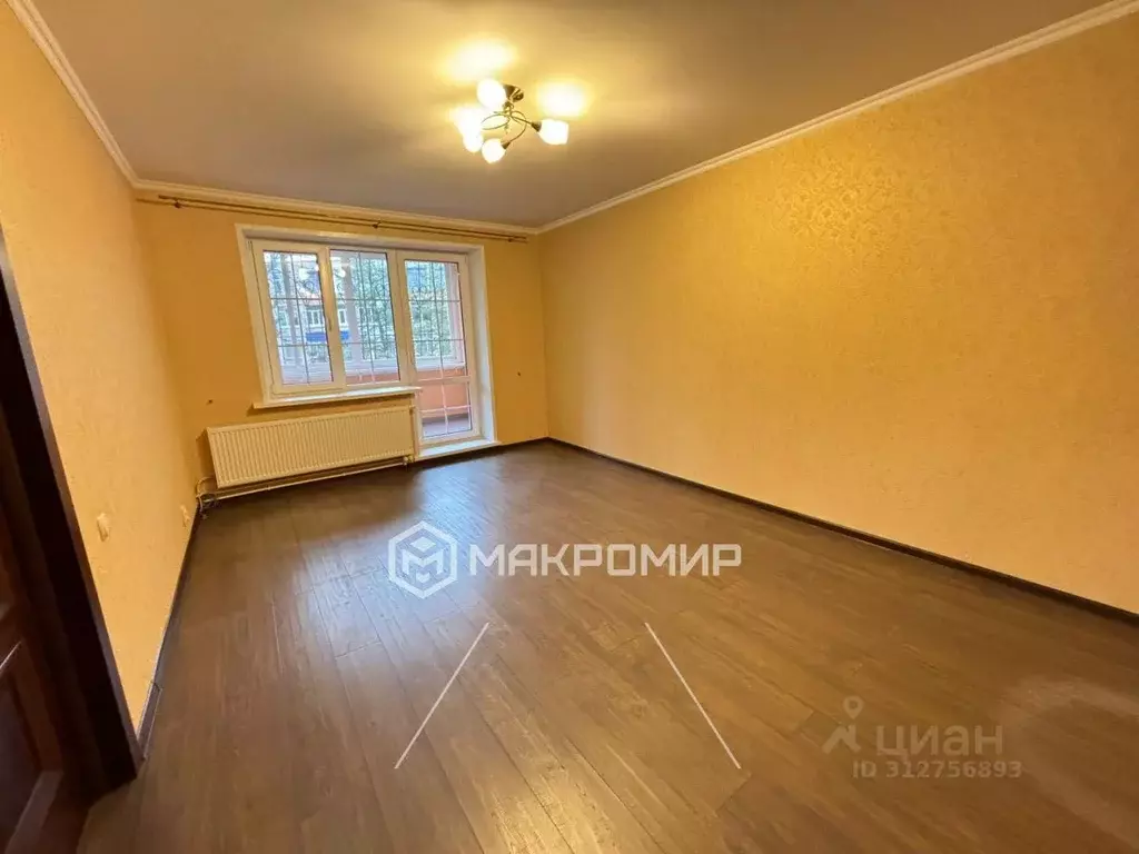 3-к кв. Орловская область, Орел ул. Матросова, 4 (87.5 м) - Фото 1