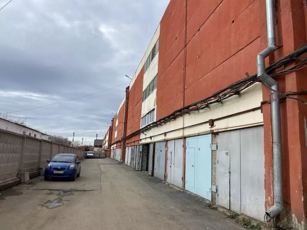 Гараж в Свердловская область, Екатеринбург ул. Фронтовых Бригад, 12 ... - Фото 1