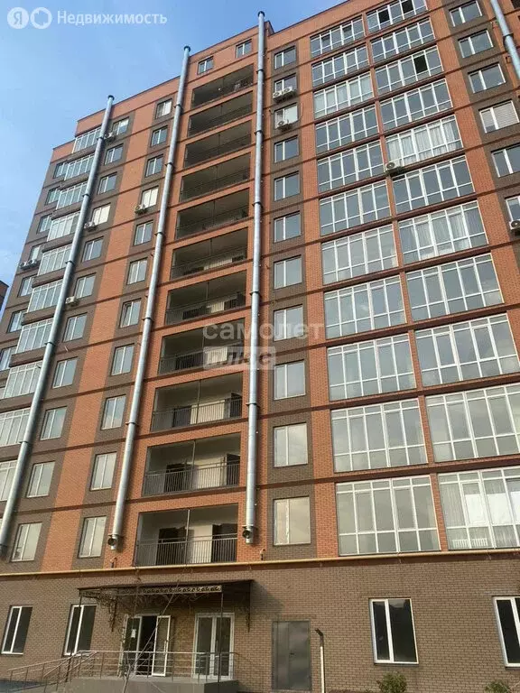 2-комнатная квартира: Грозный, улица Державина (79 м) - Фото 1