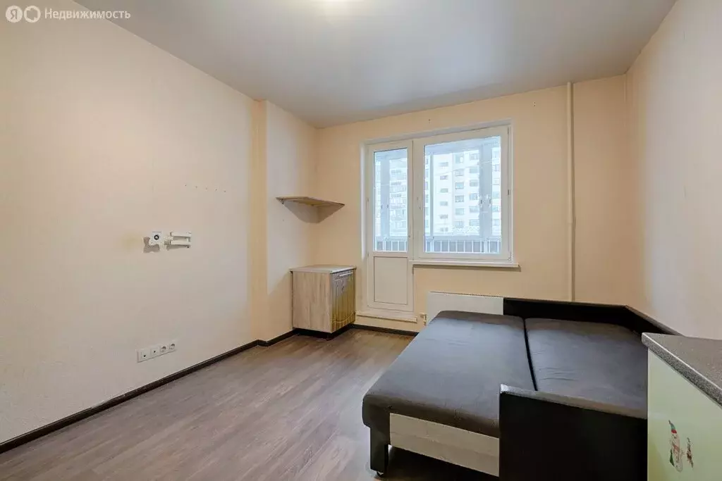 1-комнатная квартира: посёлок городского типа Свердловский, улица ... - Фото 2