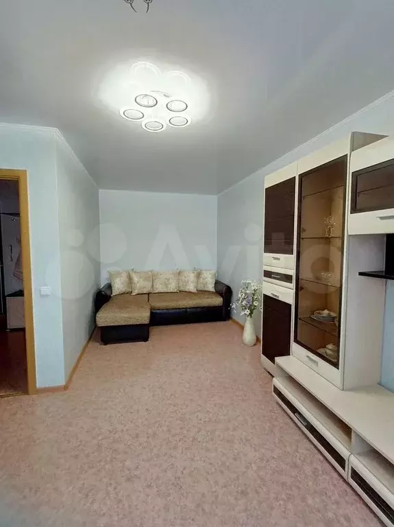 1-к. квартира, 40 м, 8/10 эт. - Фото 0