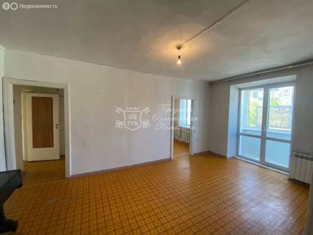 3-комнатная квартира: Иркутск, Советская улица, 140 (56.6 м) - Фото 0