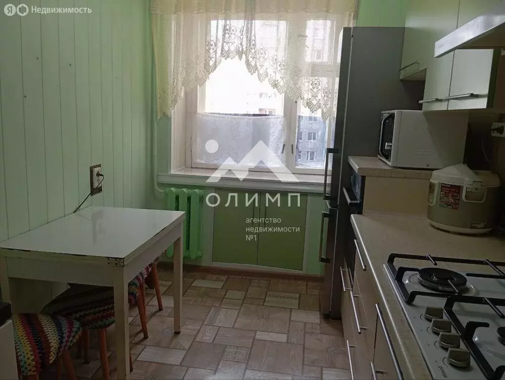 3-комнатная квартира: Тутаев, проспект 50-летия Победы, 13 (61.4 м) - Фото 0