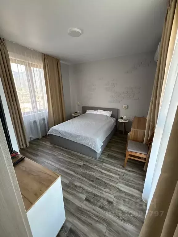 Дом в Крым, Ялта ул. Средне-Дарсановская, 12 (300 м) - Фото 1