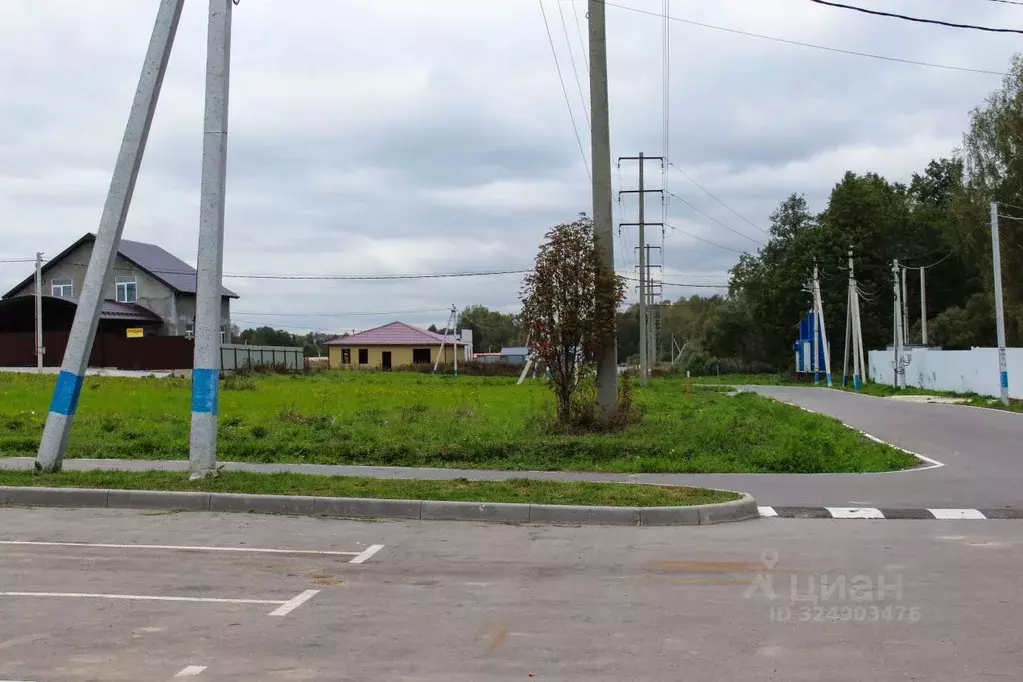 Участок в Московская область, Домодедово городской округ, д. Минаево ... - Фото 1