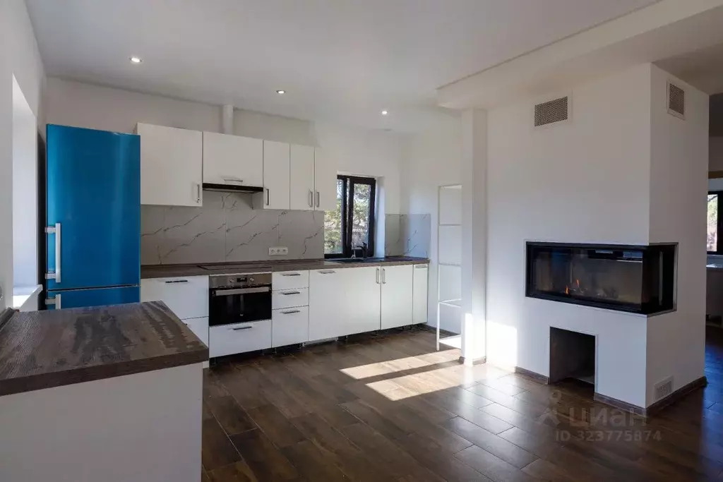 Коттедж в Самарская область, Красноярский район, с. Старая Бинарадка ... - Фото 2