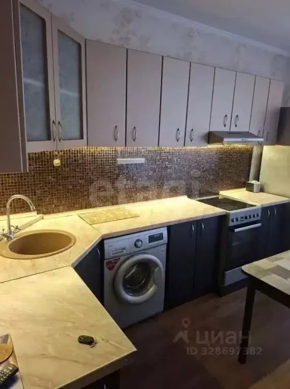 1-к кв. Тюменская область, Тюмень Широтная ул., 193 (49.9 м) - Фото 1